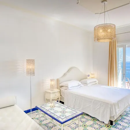 Cetus Hotel