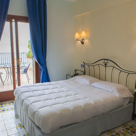 Hotel Cetus 4*