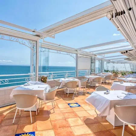 Ξενοδοχείο Cetus 4*