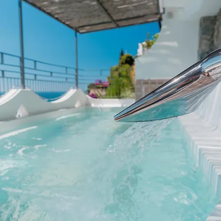 Cetus Hotel 4*