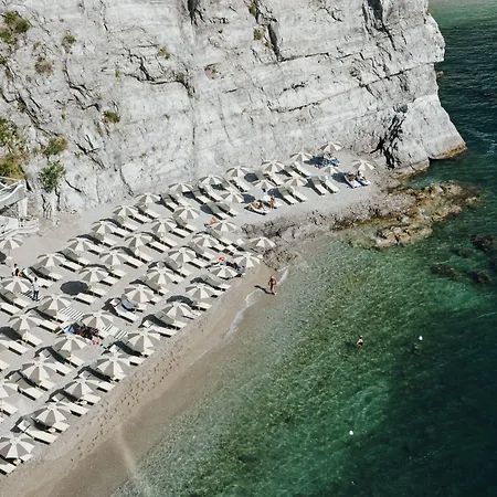 Otel Cetus 4*