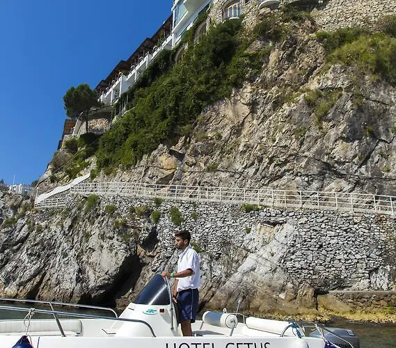 塞图斯酒店 酒店 4*